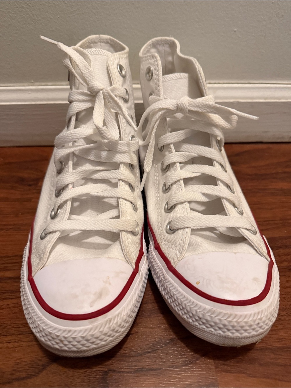Converse Chuck Taylor All-Star High Top Core Sneakers Men’s 6.5 Women’s 8.5